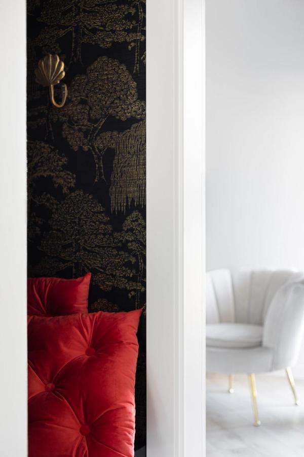Sevilla Z Prywatna Sauna Apartment *